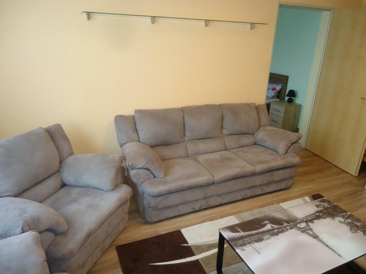 Ferienwohnung Legyel A Vendegunk :) Debrecen Exterior foto